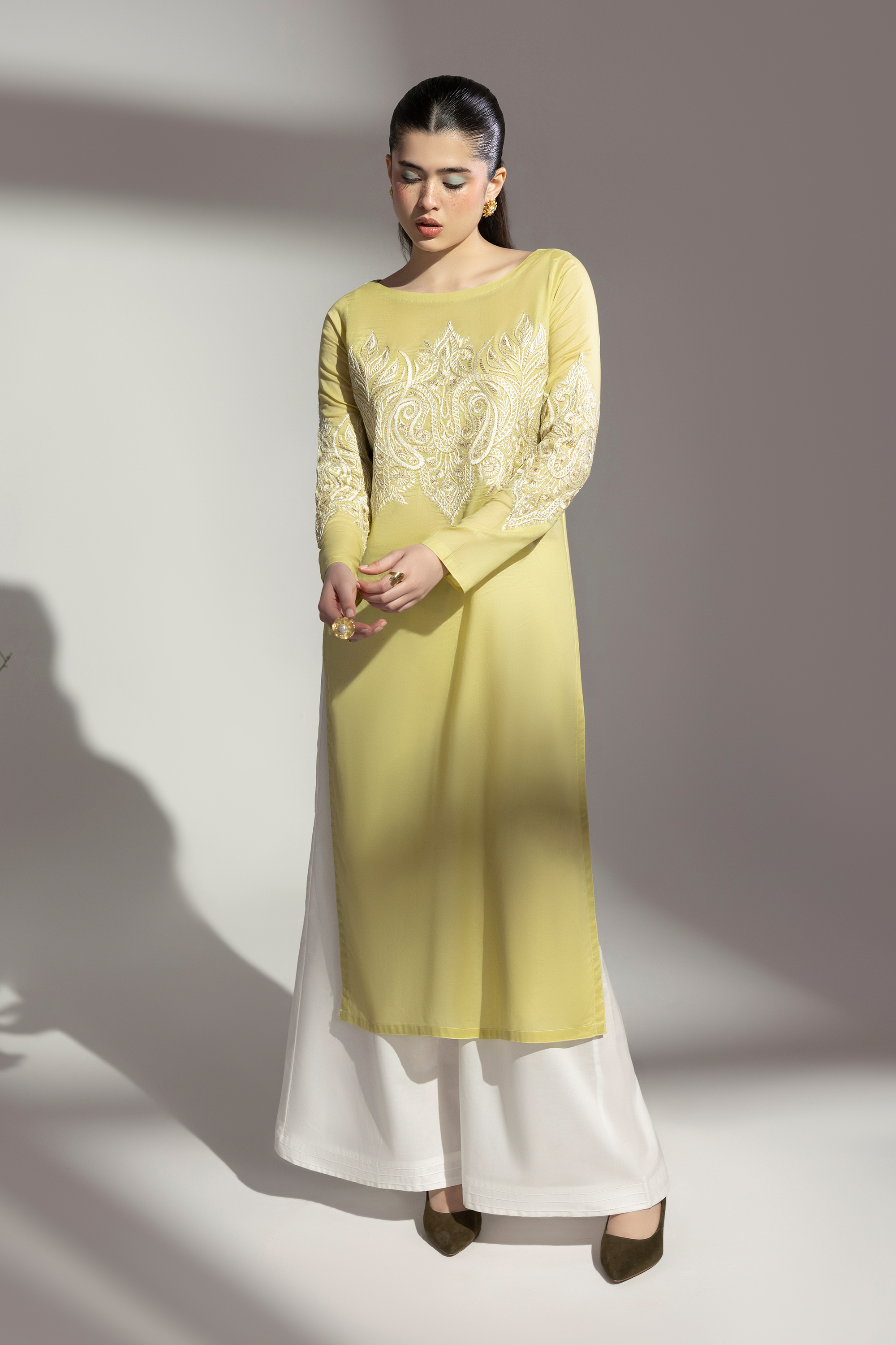 Lime Green Kashmiri - Embroidered Lawn 2 piece
