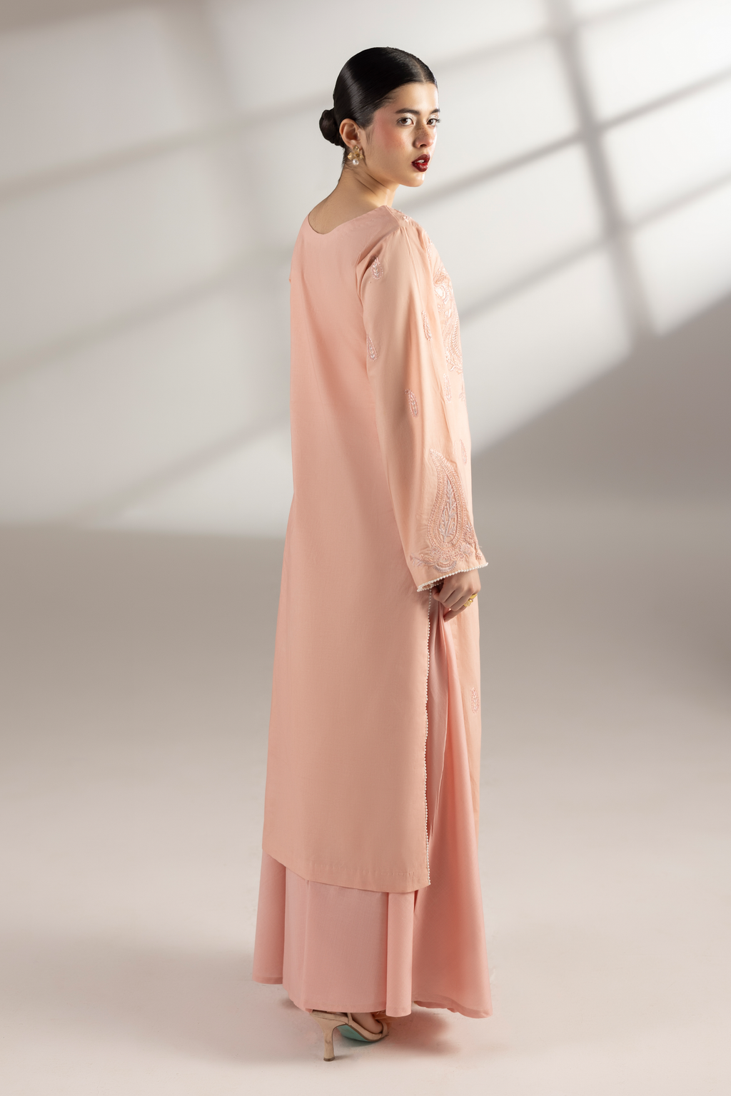 Peach & Paisley - Embroidered Layered Lawn 2 piece